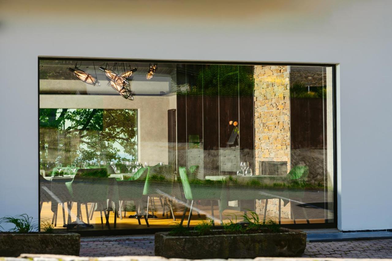 Restaurant & Pension U Hradu Šternberk Dış mekan fotoğraf