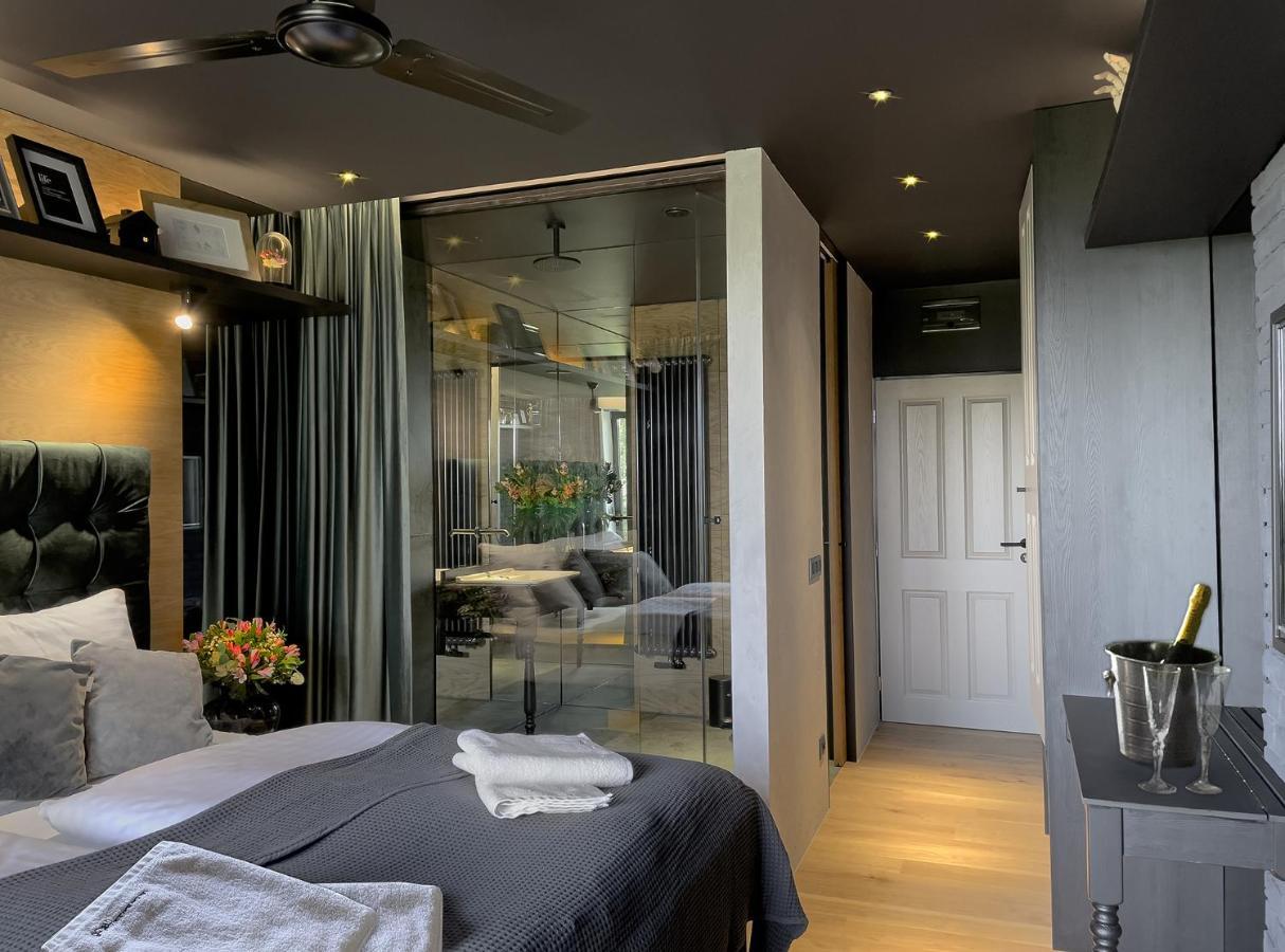 Restaurant & Pension U Hradu Šternberk Dış mekan fotoğraf